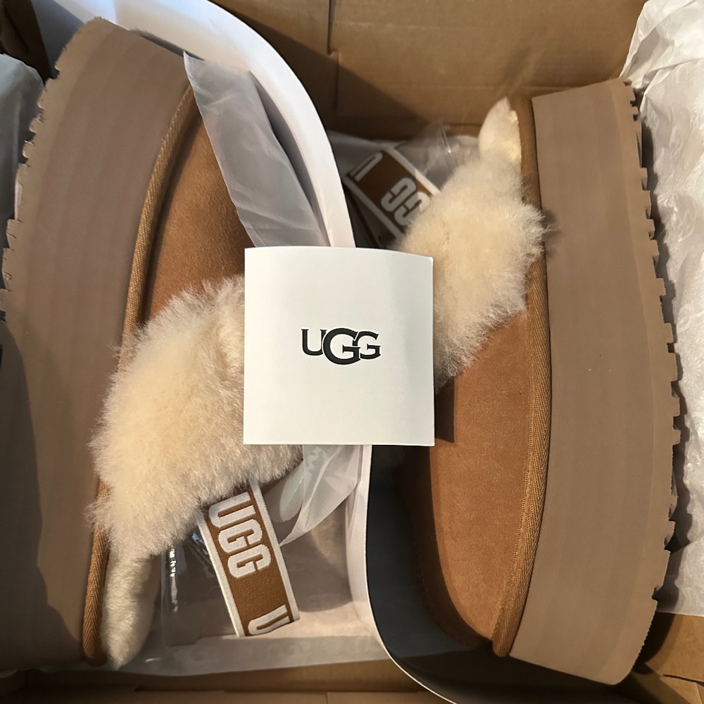 UGG Women's Funkette Clog W10